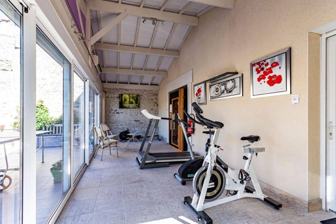 Logis L'oliveraie Hotel 2*